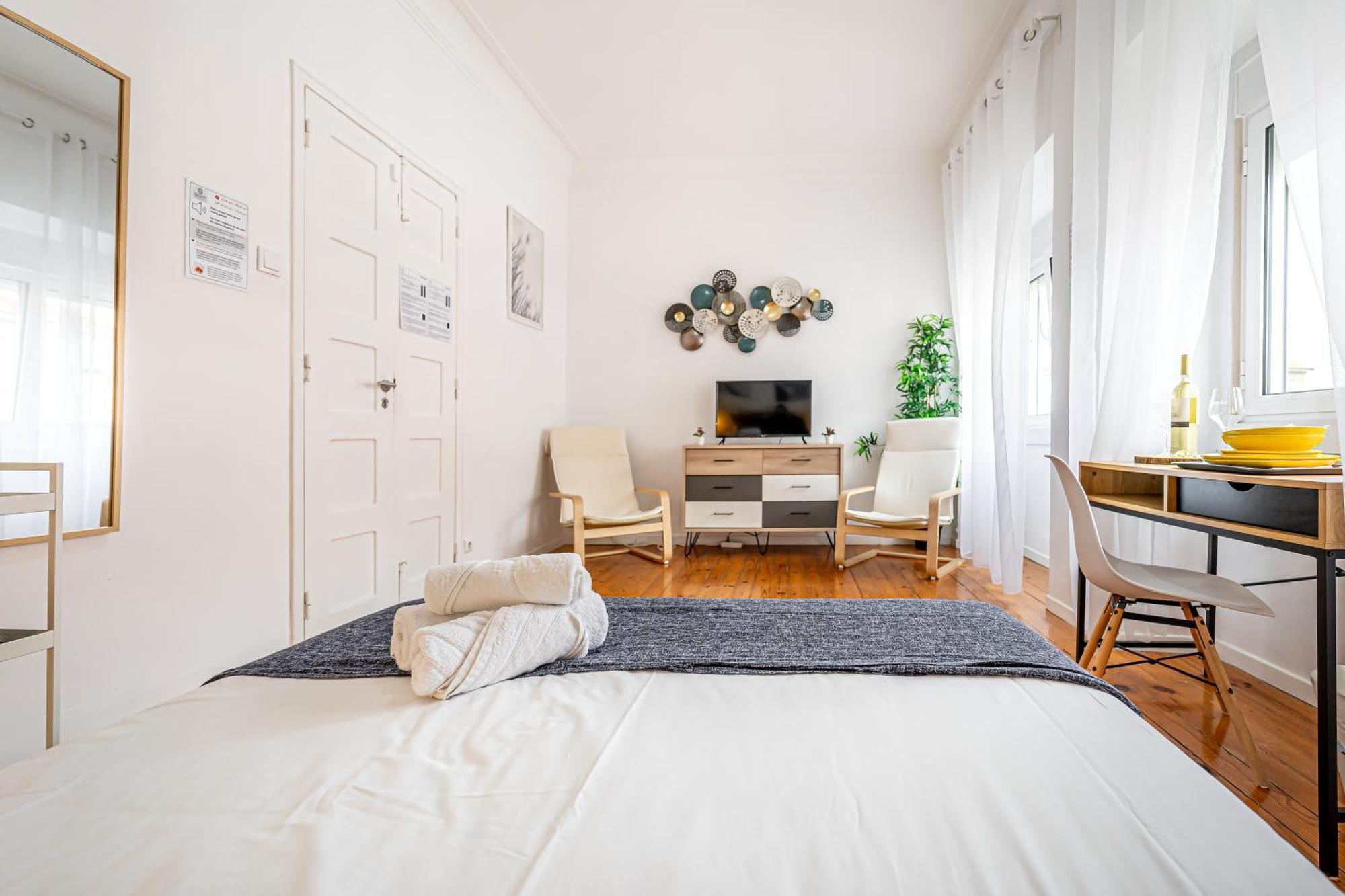April Square By Lisbon With Sintra Hotel Amadora Bagian luar foto