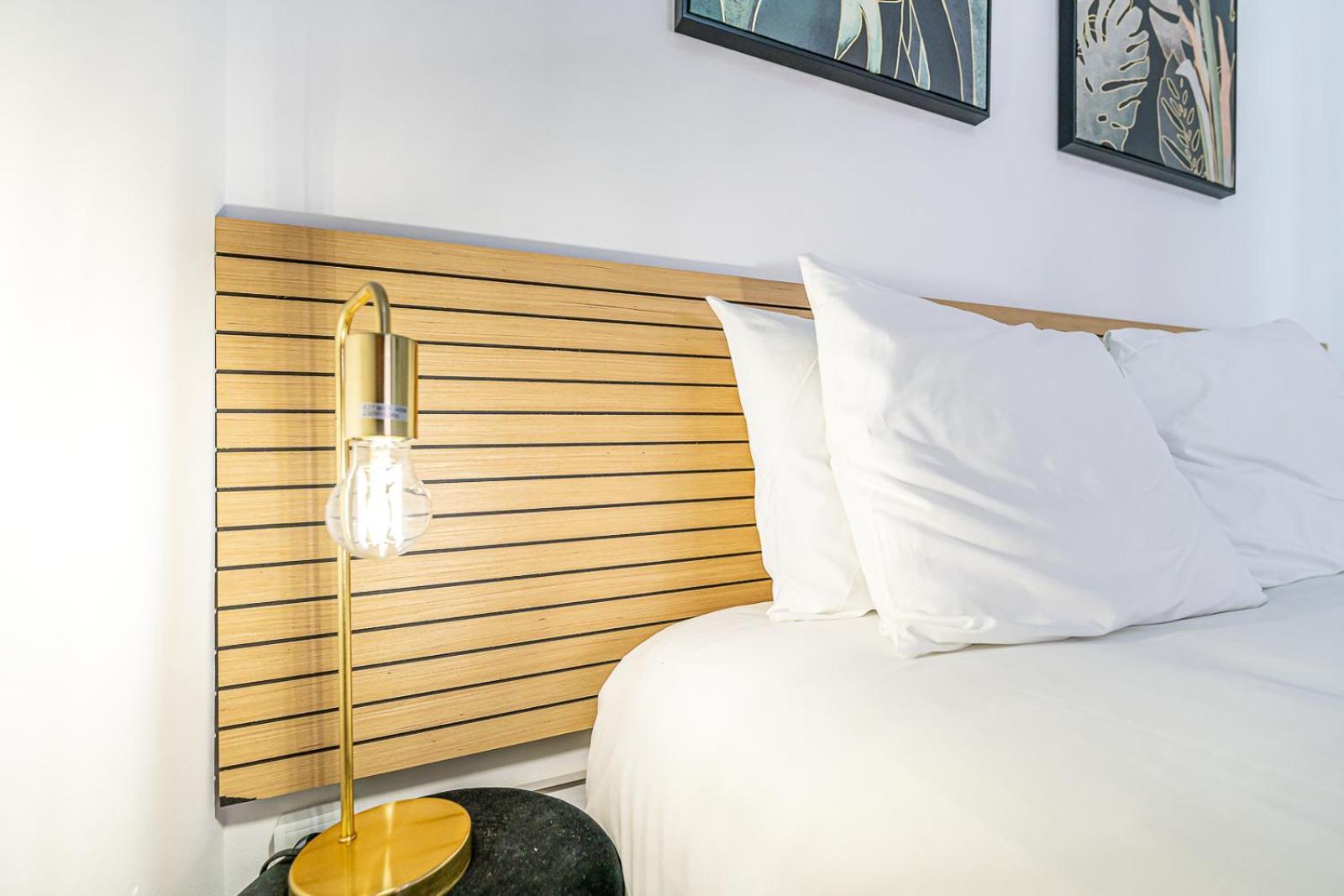 April Square By Lisbon With Sintra Hotel Amadora Bagian luar foto