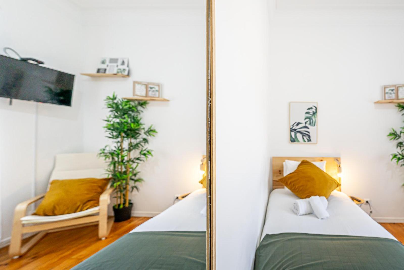 April Square By Lisbon With Sintra Hotel Amadora Bagian luar foto