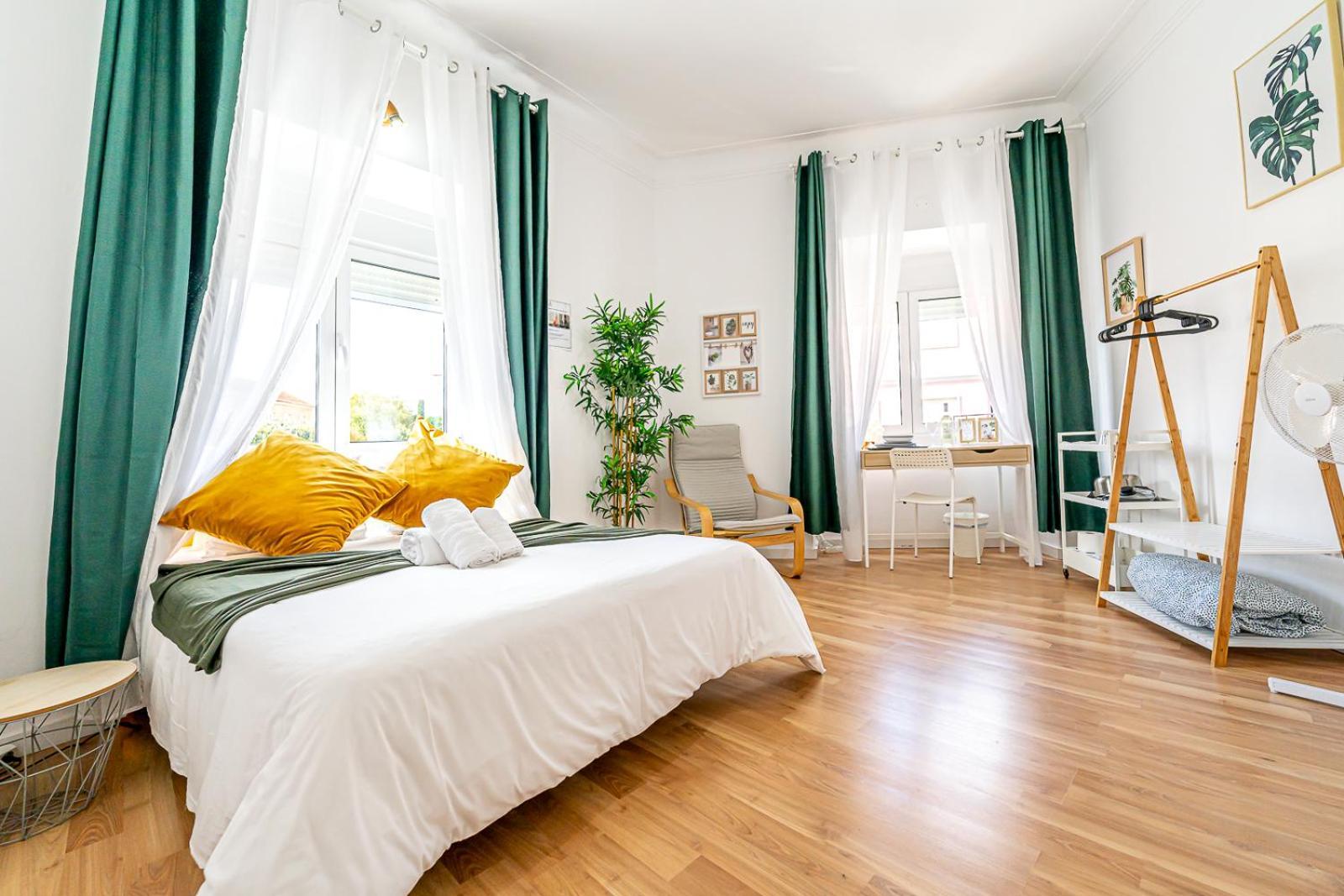 April Square By Lisbon With Sintra Hotel Amadora Bagian luar foto